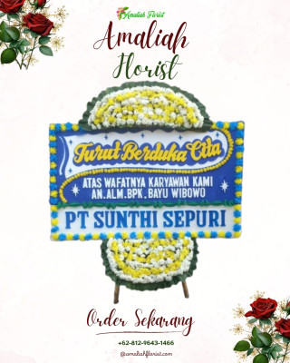 Papan Bunga Duka di Landasan Ulin Barat